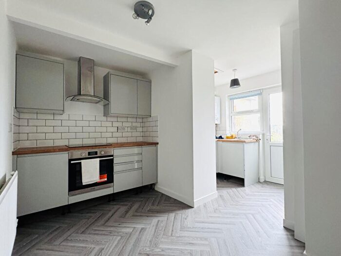 2 Bedroom House To Rent In Priory Street, Carmarthen, SA31