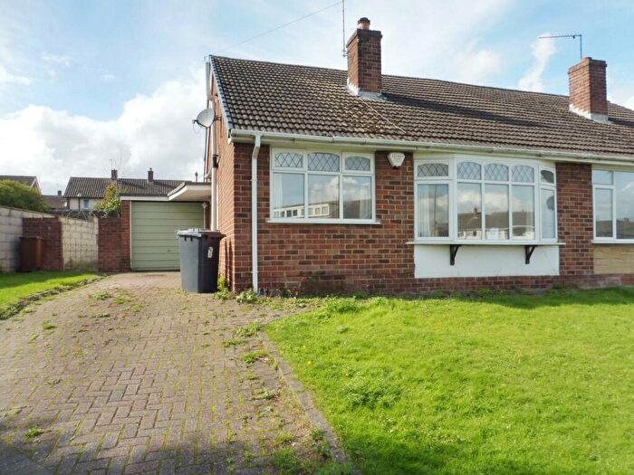 3 Bedroom Bungalow To Rent In Hornton Road, Burton On Trent, DE13