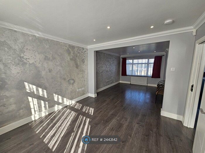 3 Bedroom Terraced House To Rent In Ballards Road, London, NW2