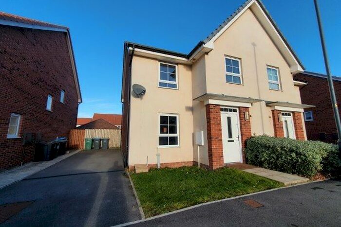 3 Bedroom Semi-Detached House To Rent In De Lacy Road, Northallerton, DL7