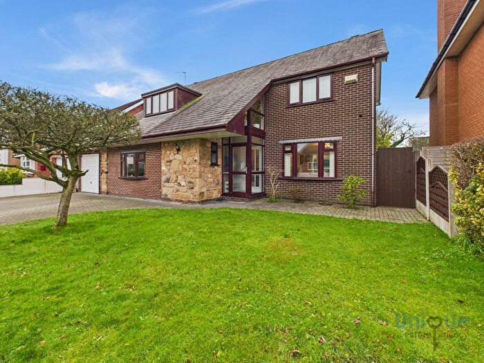 4 Bedroom Detached House For Sale In Westbourne Avenue, Wrea Green, PR4