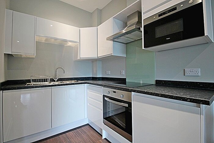 1 Bedroom Flat For Sale In Axis House, Hayes, UB3