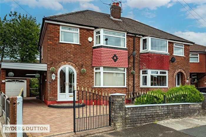 3 Bedroom Semi-Detached House For Sale In Kenmore Road, Whitefield, Manchester, M45