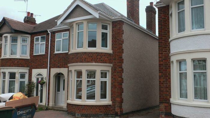 3 Bedroom Semi-Detached House To Rent In Dickens Road, Keresley, Coventry, West Midlands, CV6