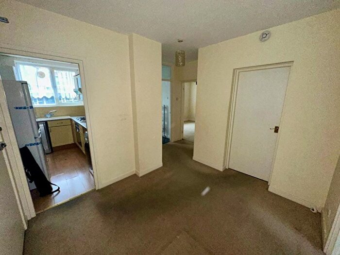 2 Bedroom Flat For Sale In Flat Braemar, Kersfield Road, London, SW15