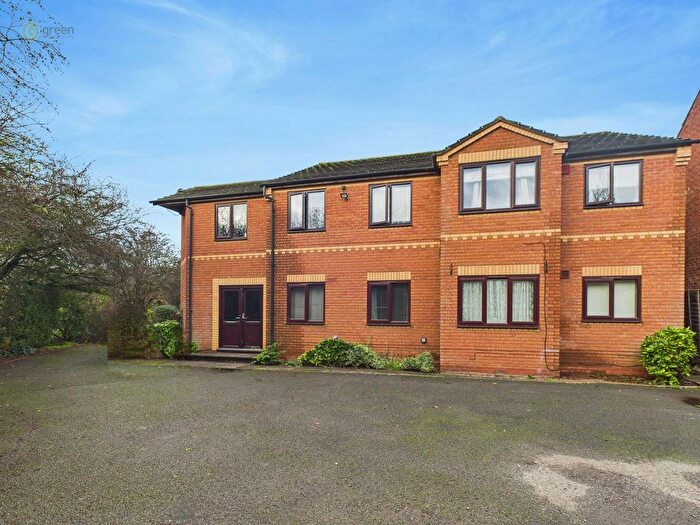 2 Bedroom Flat For Sale In Belmont Road, Wilnecote, Tamworth, B77