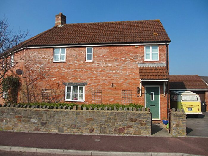 3 Bedroom Semi-Detached House To Rent In Cedern Avenue, Weston-Super-Mare, BS24