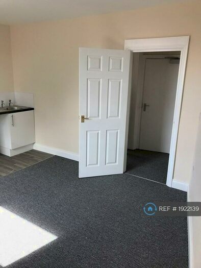 Studio To Rent In Newbegin, Hornsea, HU18