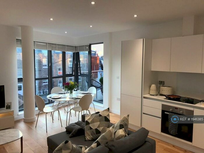 1 Bedroom Flat To Rent In Waleorde Road, London, SE17