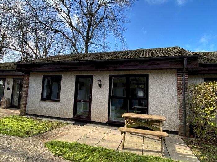 2 Bedroom Bungalow For Sale In Tolroy Holiday Manor, Tolroy Road, Hayle, TR27