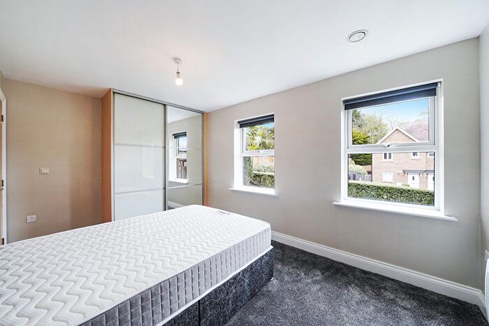 2 Bedroom Flat To Rent In Egham Hill, Egham, TW20
