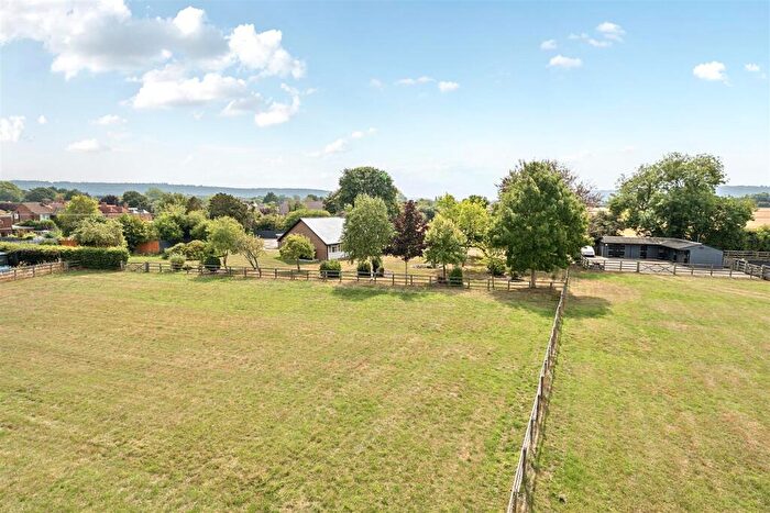 4 Bedroom Detached House For Sale In Worlds End Lane, Weston Turville, HP22