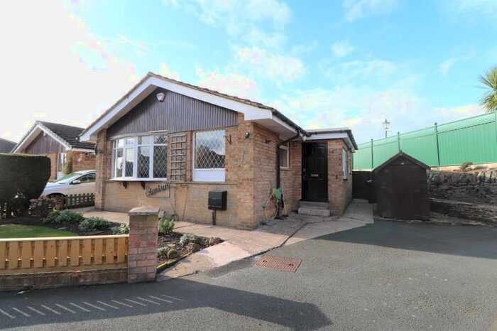2 Bedroom Bungalow To Rent In Sunny Bank Grove, Thornbury, West Yorkshire, BD3