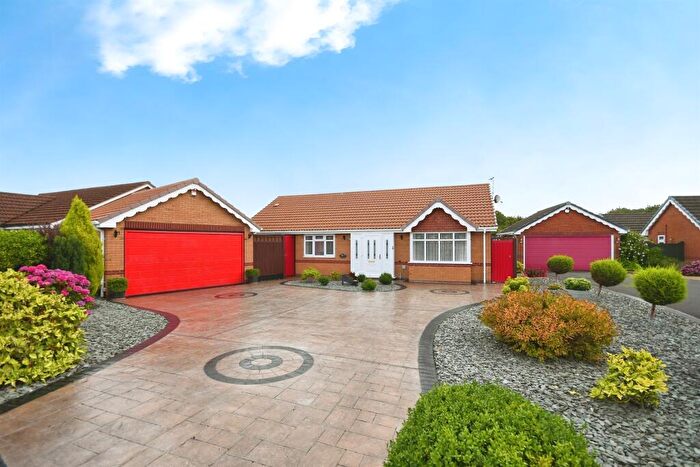 3 Bedroom Detached Bungalow For Sale In Woodpecker Drive, Rainworth, Mansfield, NG21