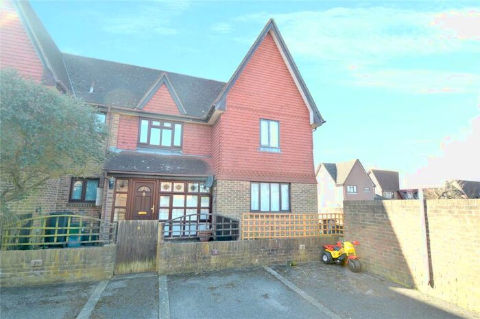 1 Bedroom Terraced House To Rent In Lupin Close, Croydon, CR0