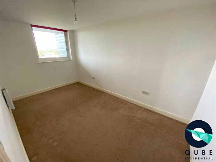 2 Bedroom Flat To Rent In Merebank Tower, Greenbank Drive, Liverpool, L17