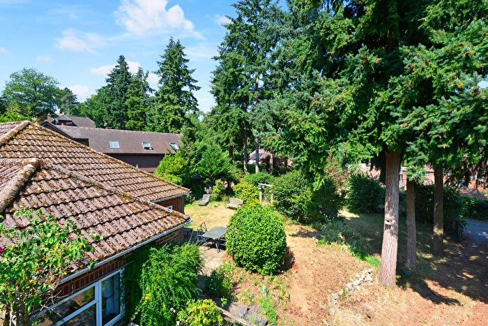 3 Bedroom Bungalow For Sale In Off Upper Manor Road, Godalming, GU7