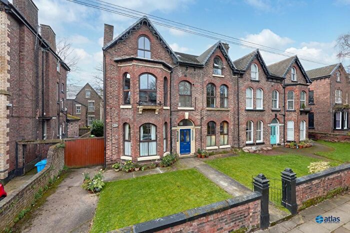 1 Bedroom Flat For Sale In Bertram Road, Aigburth, L17