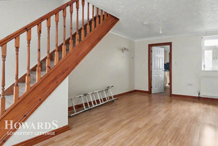 3 Bedroom Terraced House To Rent In Roman Road, Lowestoft, NR32