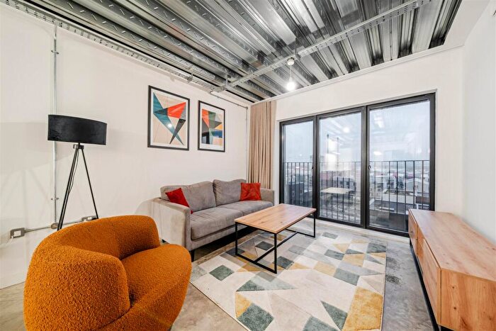 2 Bedroom Apartment To Rent In Aire Lofts, Climate Innovation District, LS9