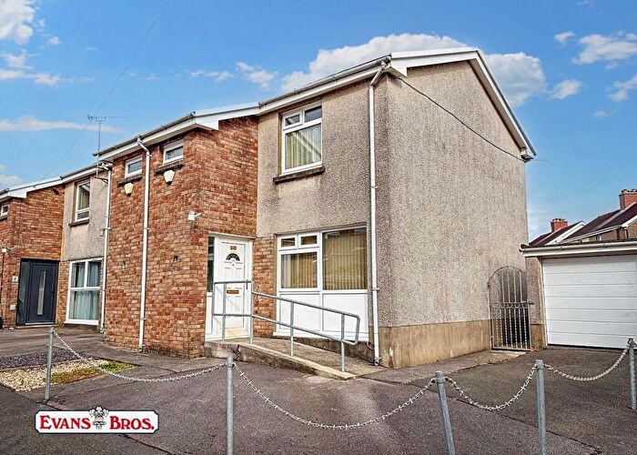 2 Bedroom House For Sale In Carmarthen, SA31