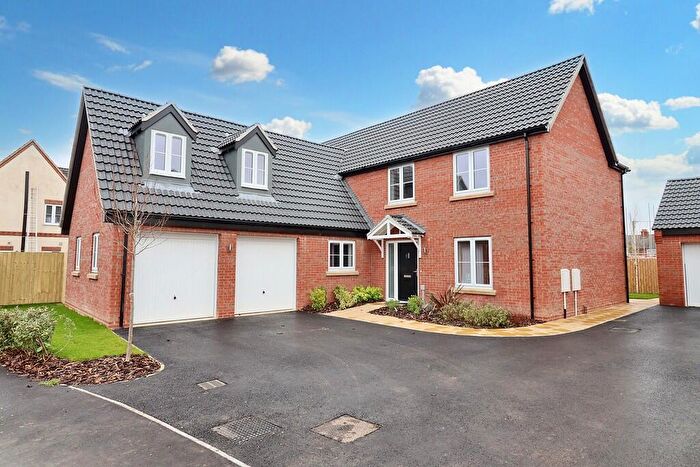 5 Bedroom Detached House For Sale In Lime Grove, Bardney, LN3