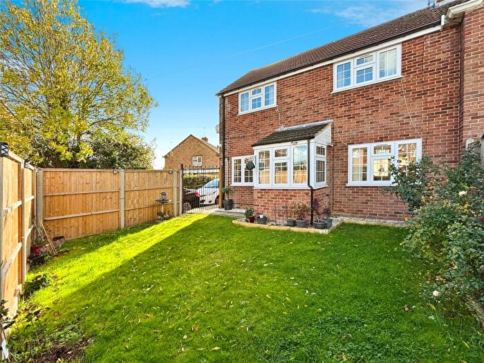 2 Bedroom Semi-Detached House For Sale In Lulworth Road, Reading, Berkshire, RG2