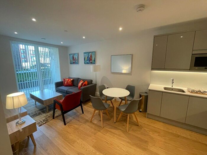 1 Bedroom Flat To Rent In West Timber Yard, Hurst Street, Birmingham, KhpLlt, B5