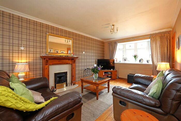 4 Bedroom Detached House For Sale In Poplar Bank, Barrow-In-Furness, LA13