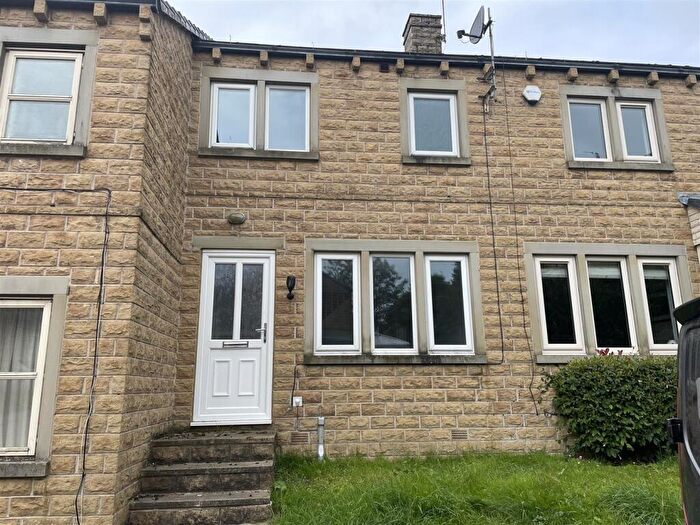 2 Bedroom Terraced House To Rent In Moor Drive, Oakworth, BD22