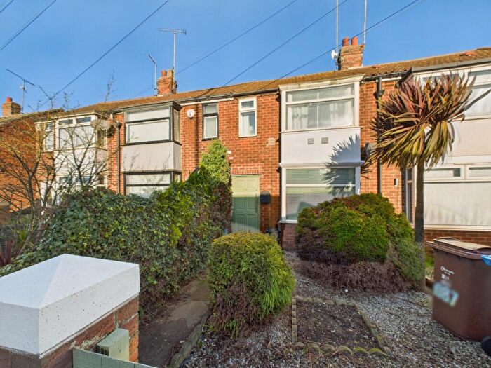 2 Bedroom Terraced House For Sale In Hedon Road, Hull, HU9