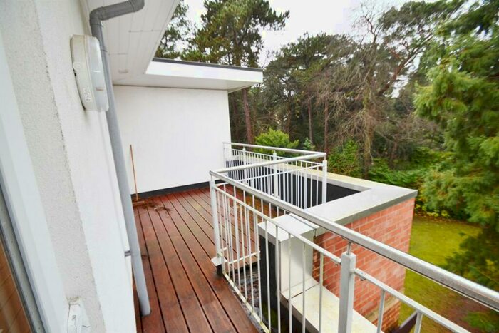 2 Bedroom Penthouse To Rent In Westbourne, BH13