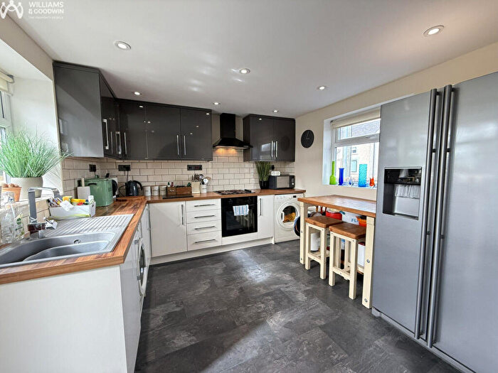 2 Bedroom End Of Terrace House For Sale In Four Crosses, Gaerwen, LL60