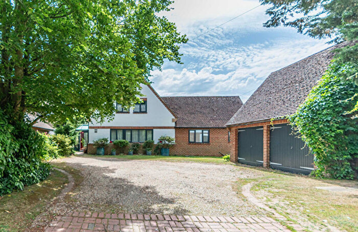 5 Bedroom Detached House For Sale In Barnham Road, Barnham, PO22