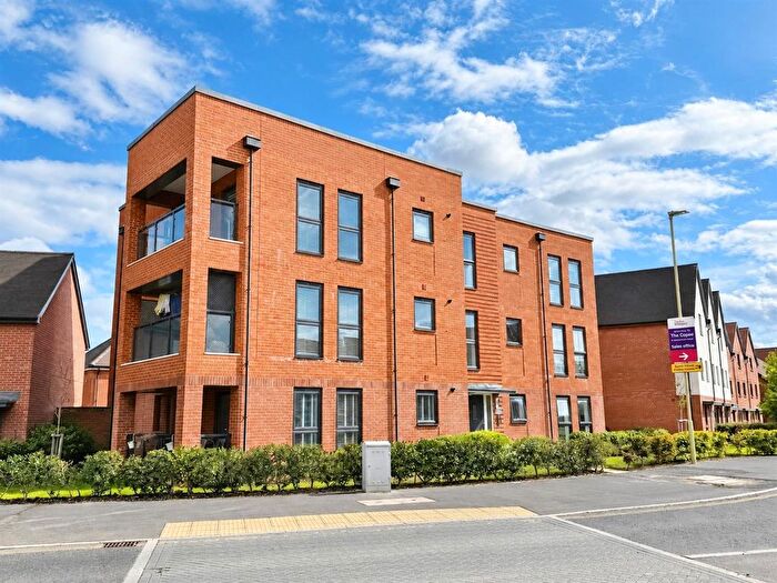 2 Bedroom Flat For Sale In Avon Road, Curbridge, SO30