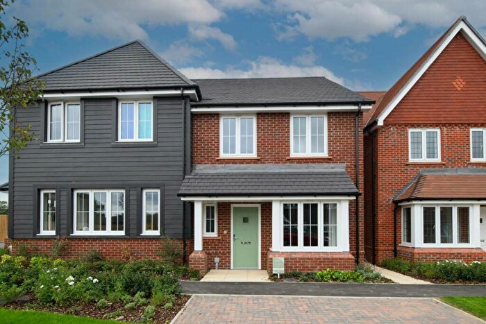 3 Bedroom Semi-Detached House For Sale In Broadacres, Southwater, RH13