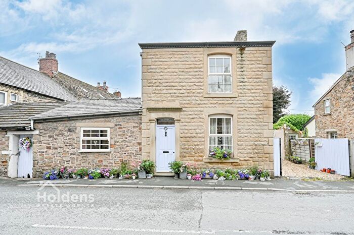 2 Bedroom Cottage For Sale In Blackburn Road, Ribchester, PR3