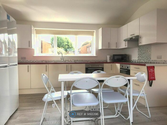 6 Bedroom Semi-Detached House To Rent In Keyworth Mews, Canterbury, CT1