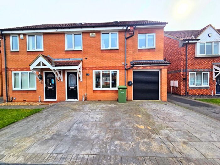 5 Bedroom Semi-Detached House For Sale In Sir Douglas Park, Thornaby, Stockton-On-Tees, TS17