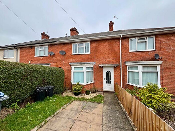 3 Bedroom House To Rent In Inverness Road, Northfield, B31