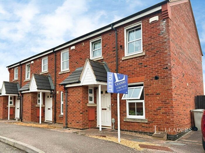 3 Bedroom Terraced House To Rent In Graffham Drive, Oakham, LE15