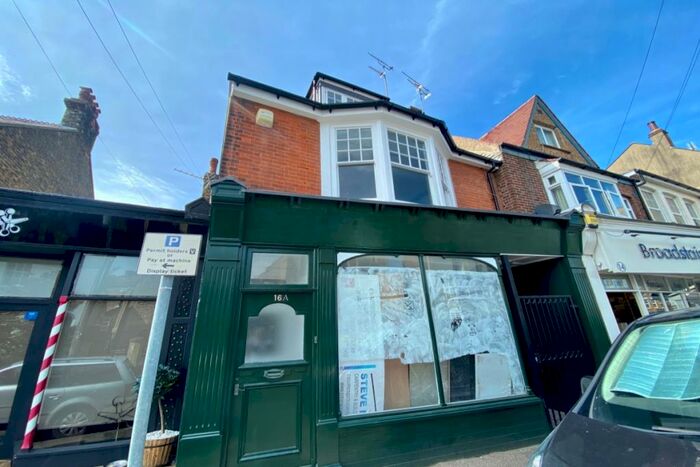 2 Bedroom Flat To Rent In York Street, Broadstairs, Kent, CT10