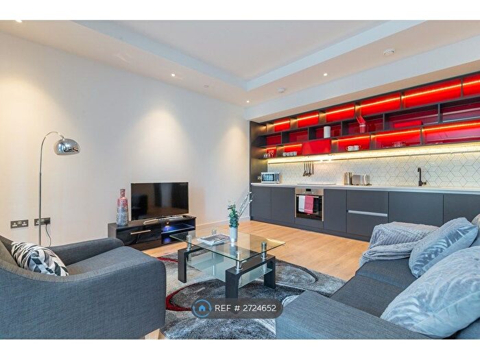 2 Bedroom Flat To Rent In Meade House London City Island, London, E14