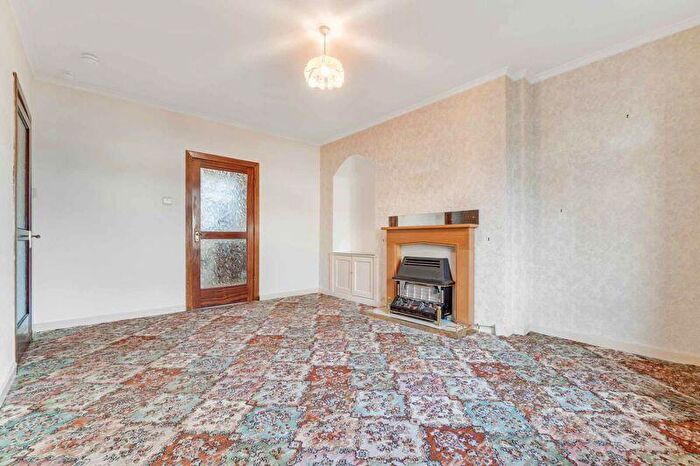 3 Bedroom Semi-Detached Villa For Sale In Castle Croft, Dalmellington, KA6