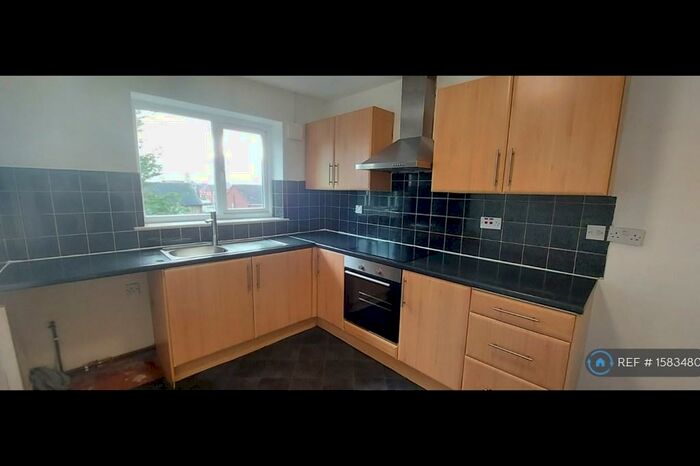 3 Bedroom Flat To Rent In Alderwood Avenue, Liverpool, L24