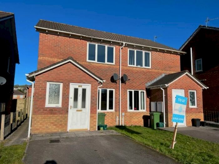 2 Bedroom House To Rent In Colliers Avenue, Llanharan, CF72