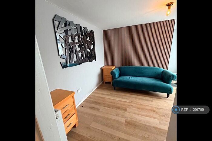 1 Bedroom Flat To Rent In Duck Lane, St Neots, PE19