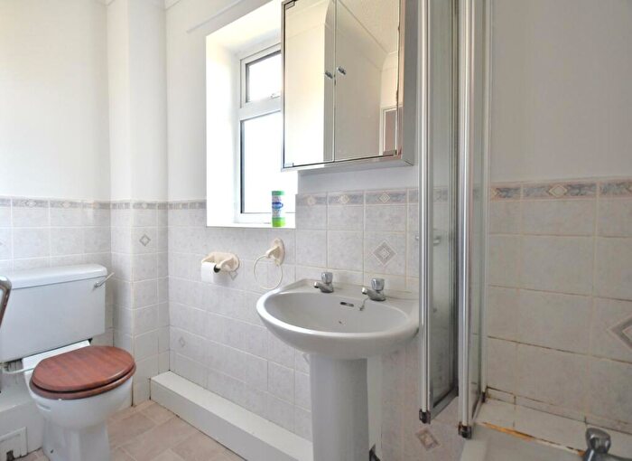 2 Bedroom Detached Bungalow For Sale In Hawthorn Road, Gayton, King's Lynn, PE32