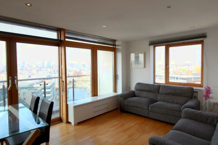 2 Bedroom Apartment To Rent In Clarence House, The Boulevard, LS10