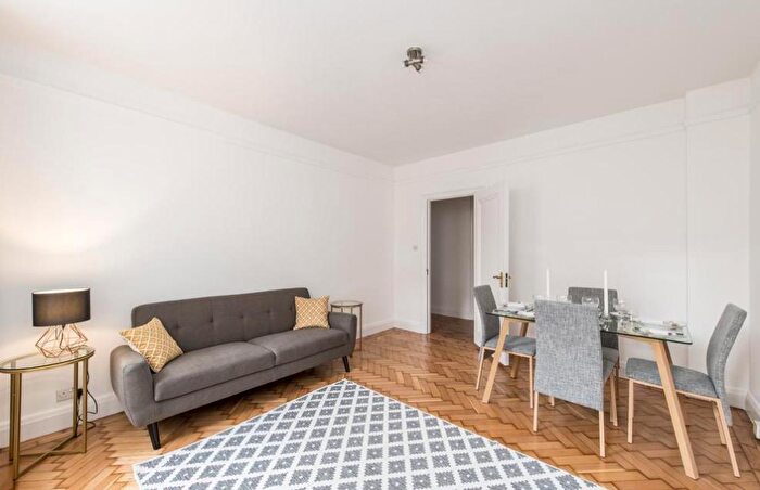 2 Bedroom Apartment To Rent In Abbey Road, St John's Wood, London, NW8